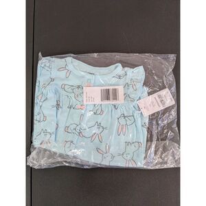 Brand New‎ Carter's Baby Girl 9 Months Bunny Romper Light Blue